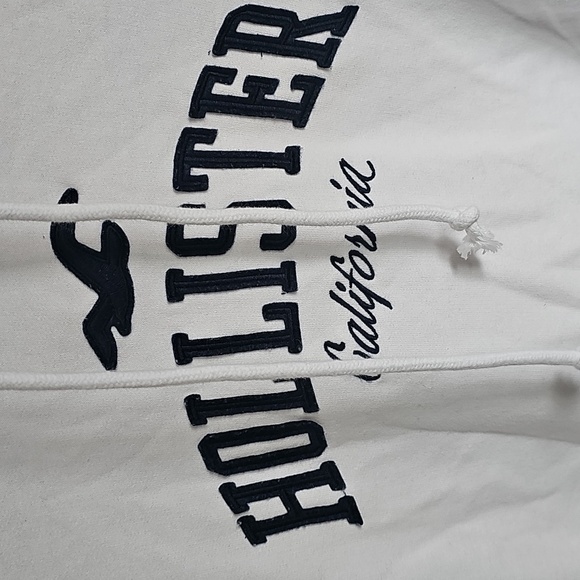 Hollister White Hoodie - Picture 3 of 5